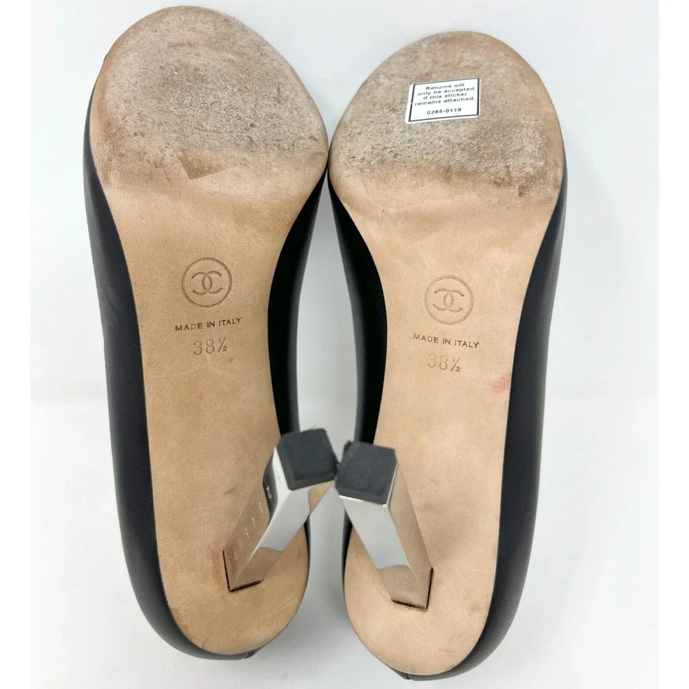 Chanel Black Leather Pumps CC Logo Silver Heel Cap Toe 38.5‎